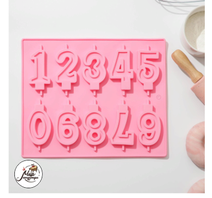 Фото Форма для выпечки «Цифры», 26×21 см, 10 ячеек, цвет МИКС